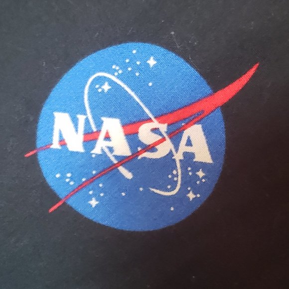 NASA button up - Picture 4 of 5